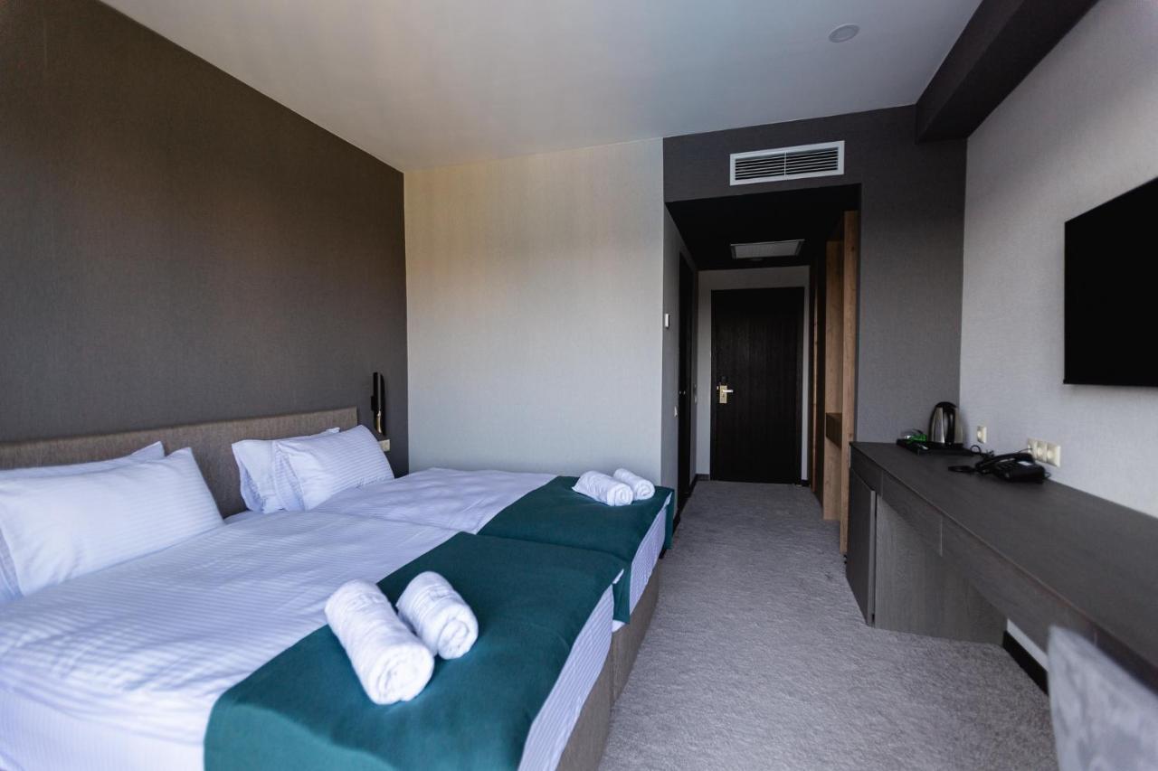 West Inn Georgia Kutaisi Esterno foto