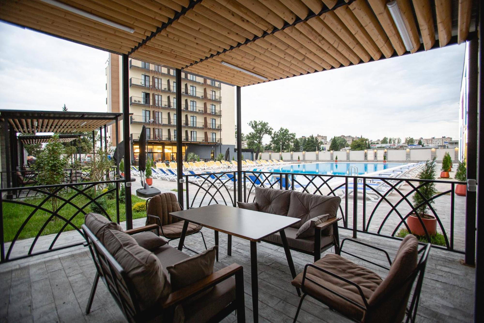 West Inn Georgia Kutaisi Esterno foto