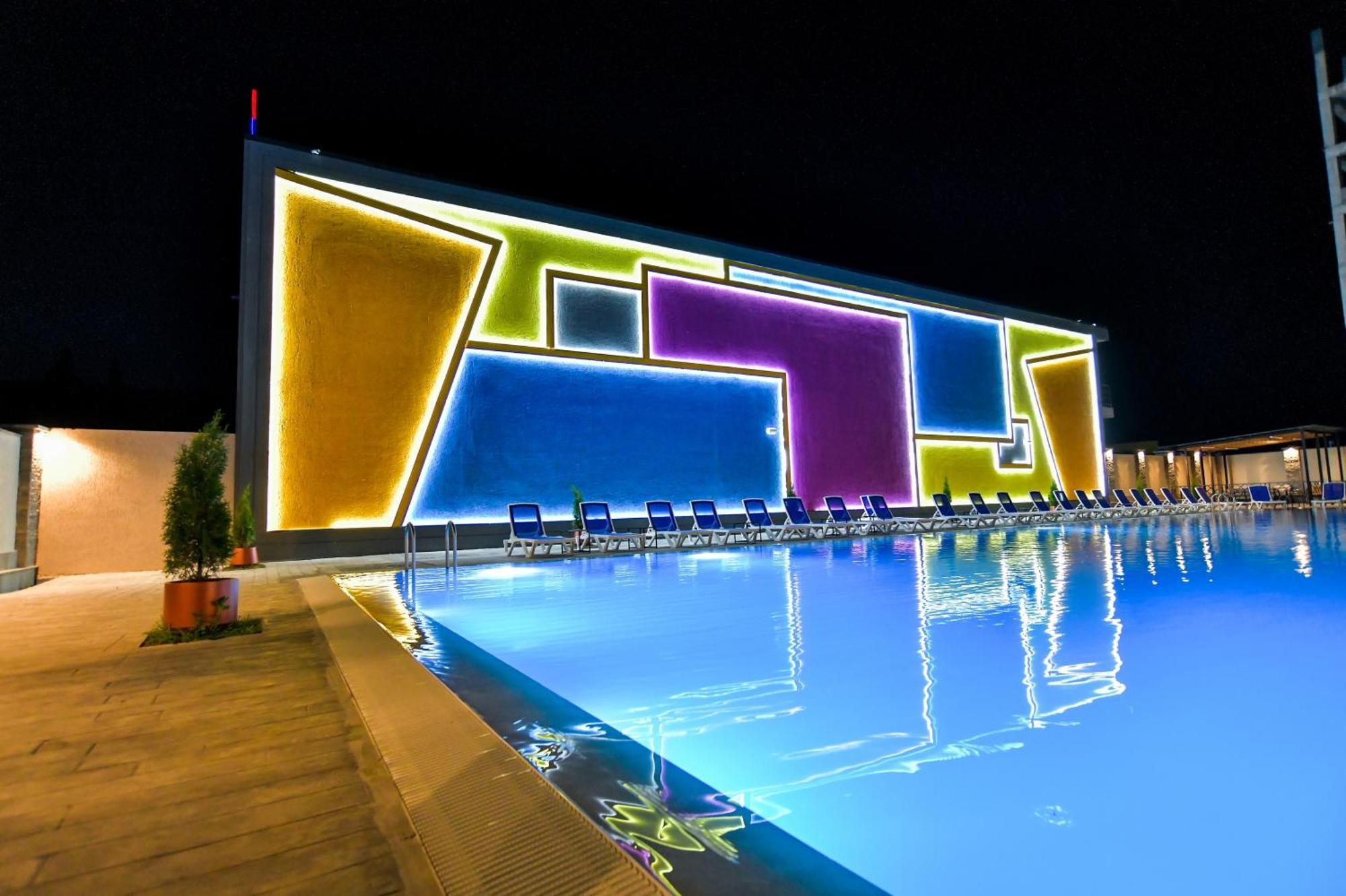 West Inn Georgia Kutaisi Esterno foto
